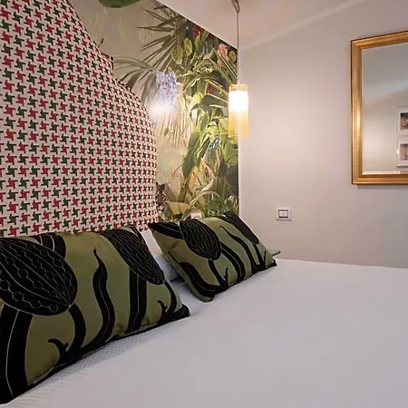 Welchome Charming House 4* 카세르타
